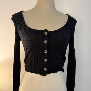 Urban Outfitters Black Knit Cropped Sweater Top — Size M